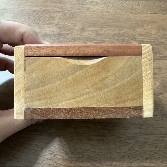 Vintage Handmade Wooden Jewelry Box With Inlay Hummingbird Trinket Box - Picture 5 of 9